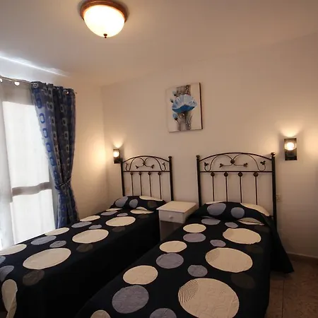 Sur Sunrises, Cristianos Apartment *